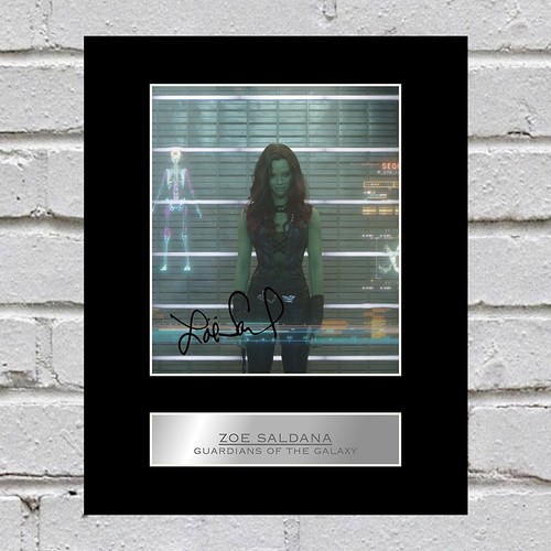 Zoe saldana signed photo - zoe,