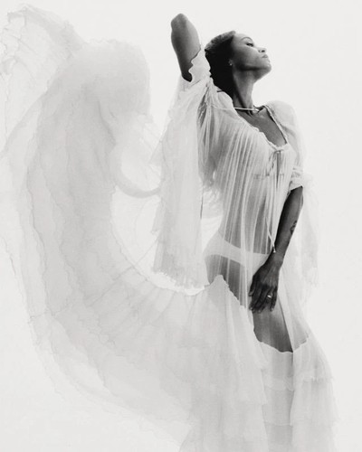 Foto zoe saldana - foto, lucida